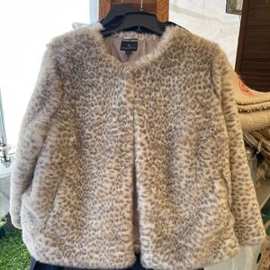 Women's Faux Fur Jacket - Tan